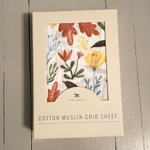 Little Unicorn muslin watercolor flowers crib sheet